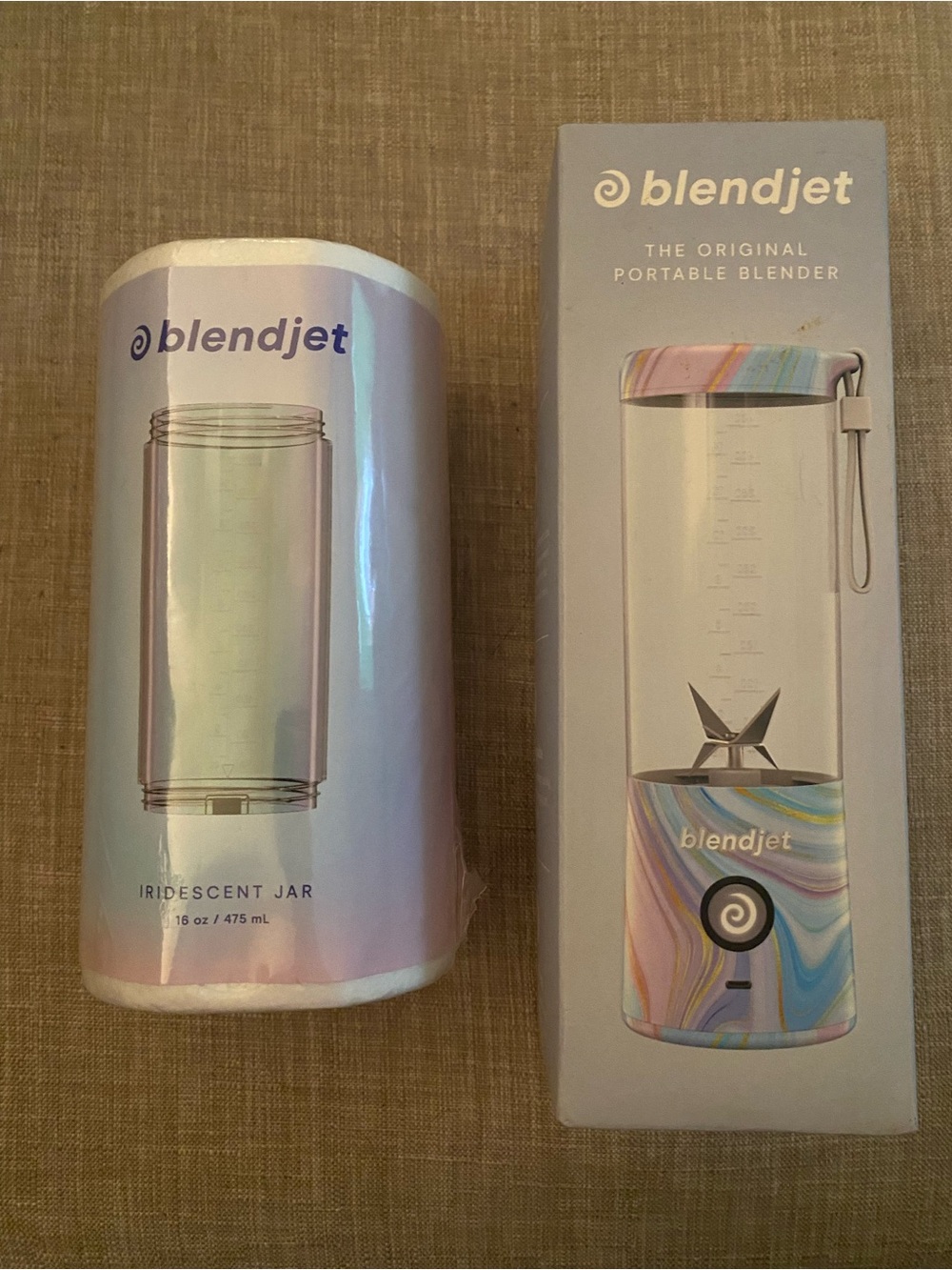 New in box Blendjet Portable Blender geode design with extra iridescent jar